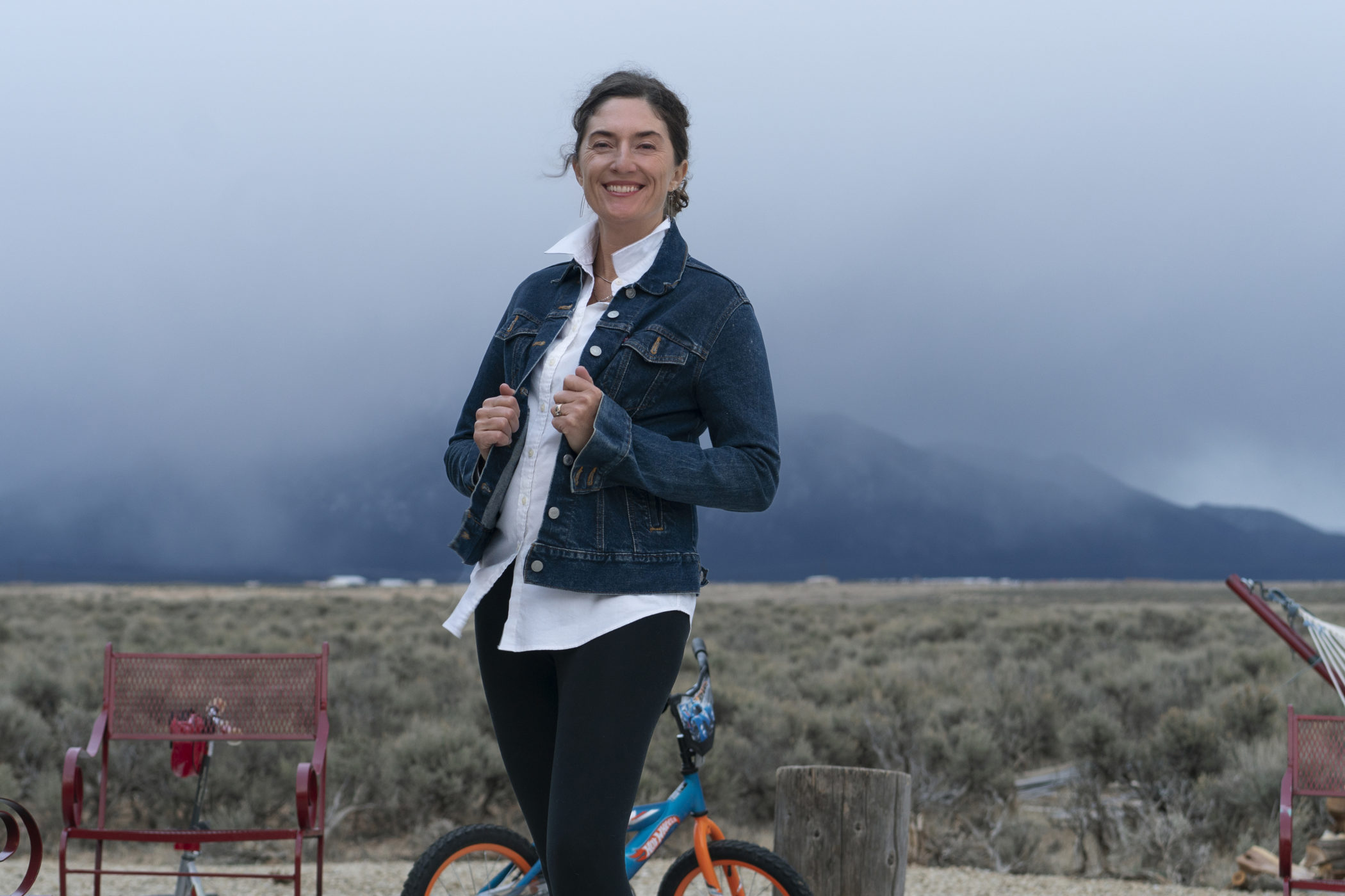 Melissa Lind outside her home