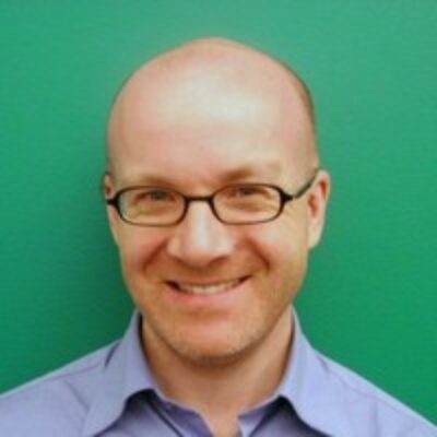 Andrew McLaughlin Headshot